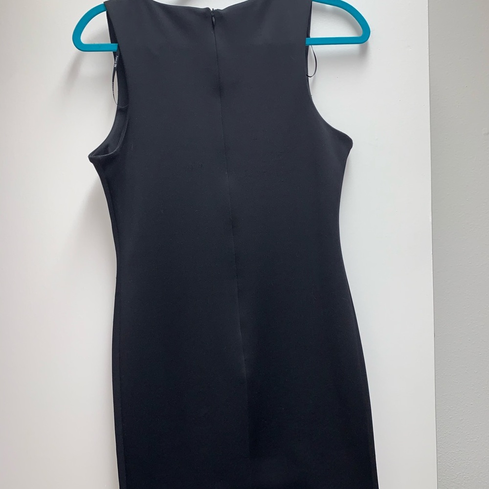 Must bundle all items under $10 - Picture 6 of 9